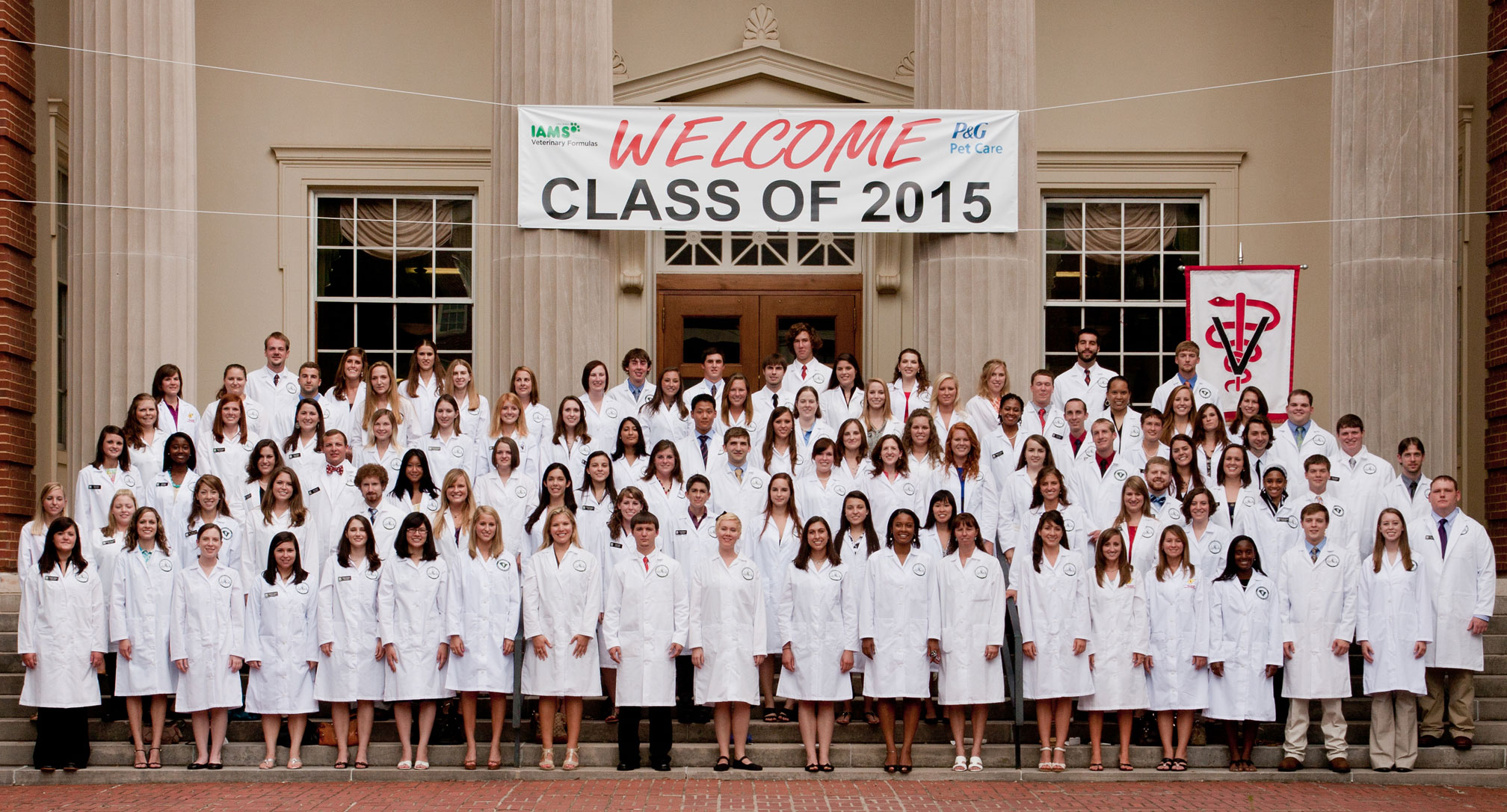 UGA welcomes 102 incoming veterinary students in White Coat Ceremony - UGA  Today
