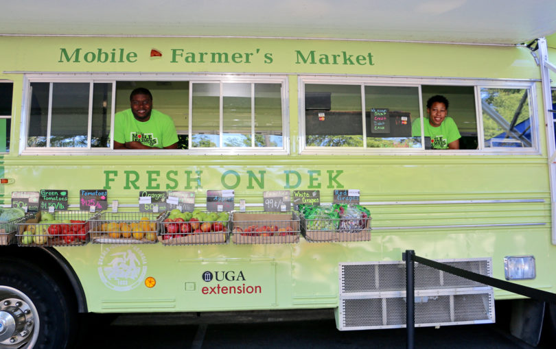 DeKalb mobile farmers market 2016 Waller Stewart-h.photo