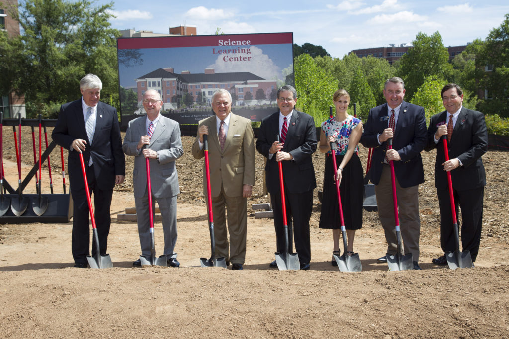 SLC groundbreaking group 2014-h.photo