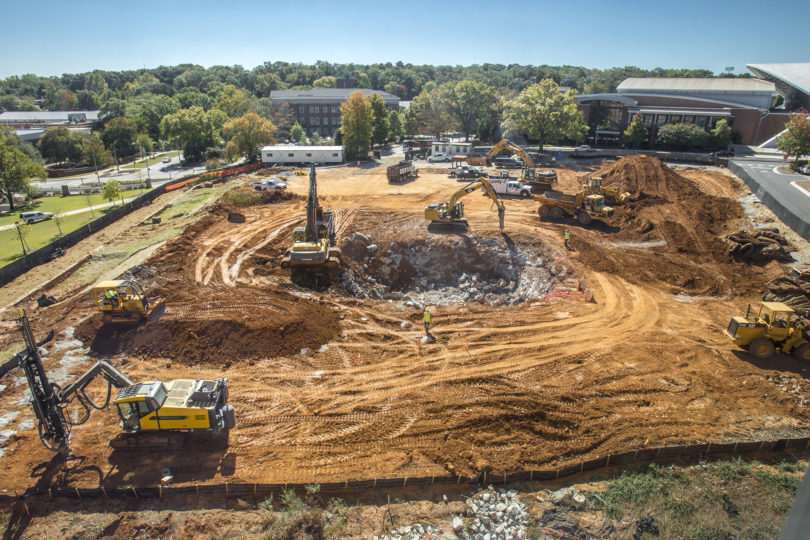 Science Learning Center site construction-h.photo