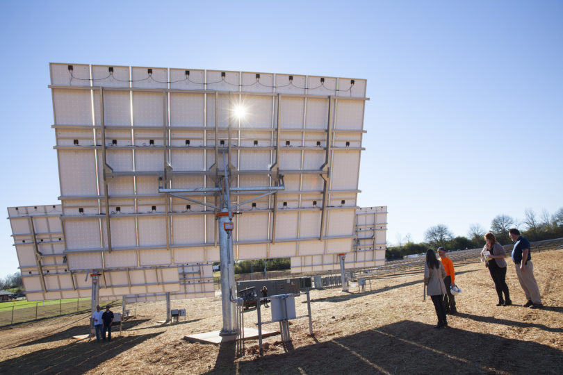 Solar tracking demo solar panels back 2015-h.photo