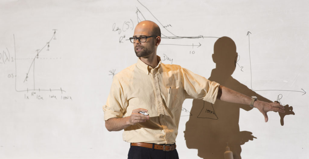 Ecologist building warning system for new infectious diseases