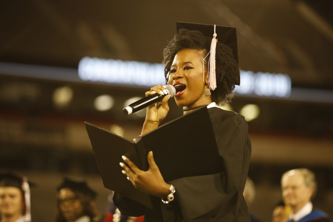 Deborah roberts graduation speech 07 picture