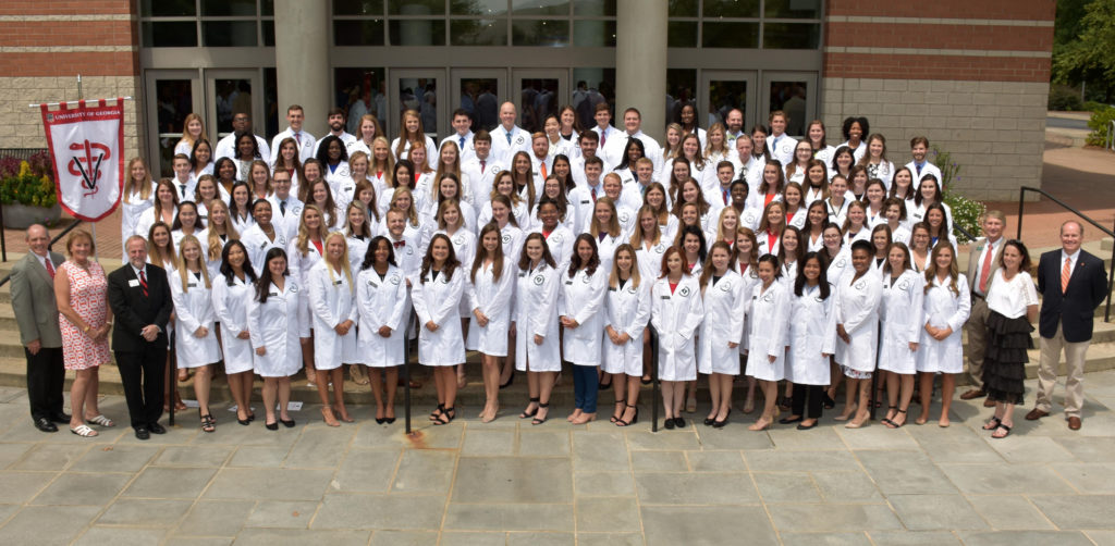 Veterinary students welcomed in white coat ceremony