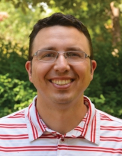 Warnell School professor makes room for hands-on learning