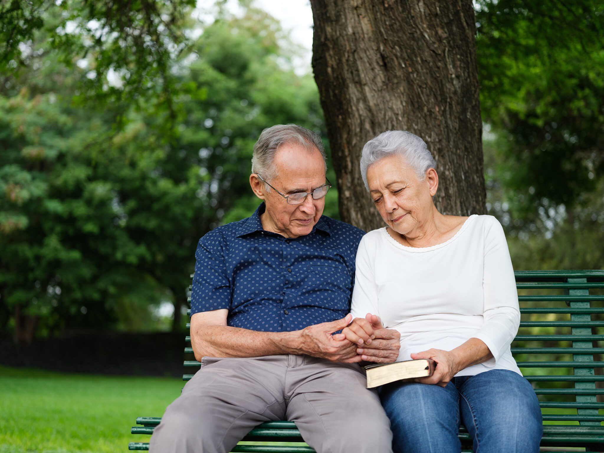 shared-religious-experiences-bring-couples-together