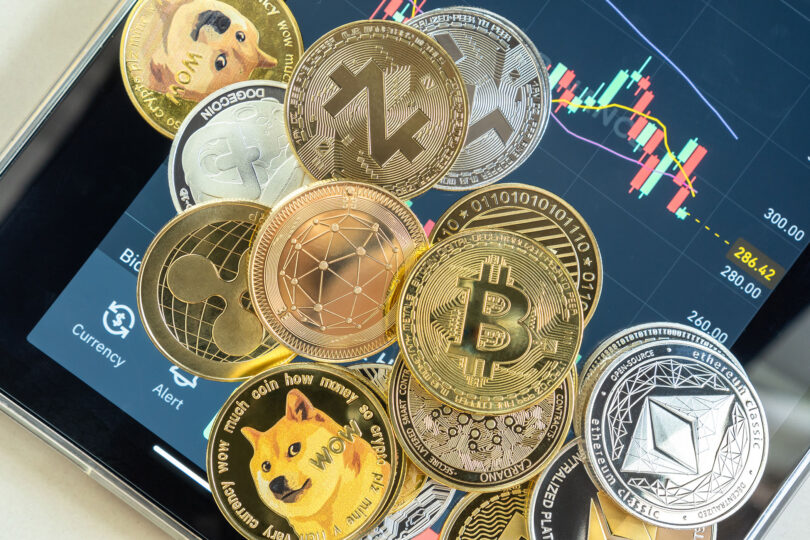 Multiple types of cryptocurrencies are shown.