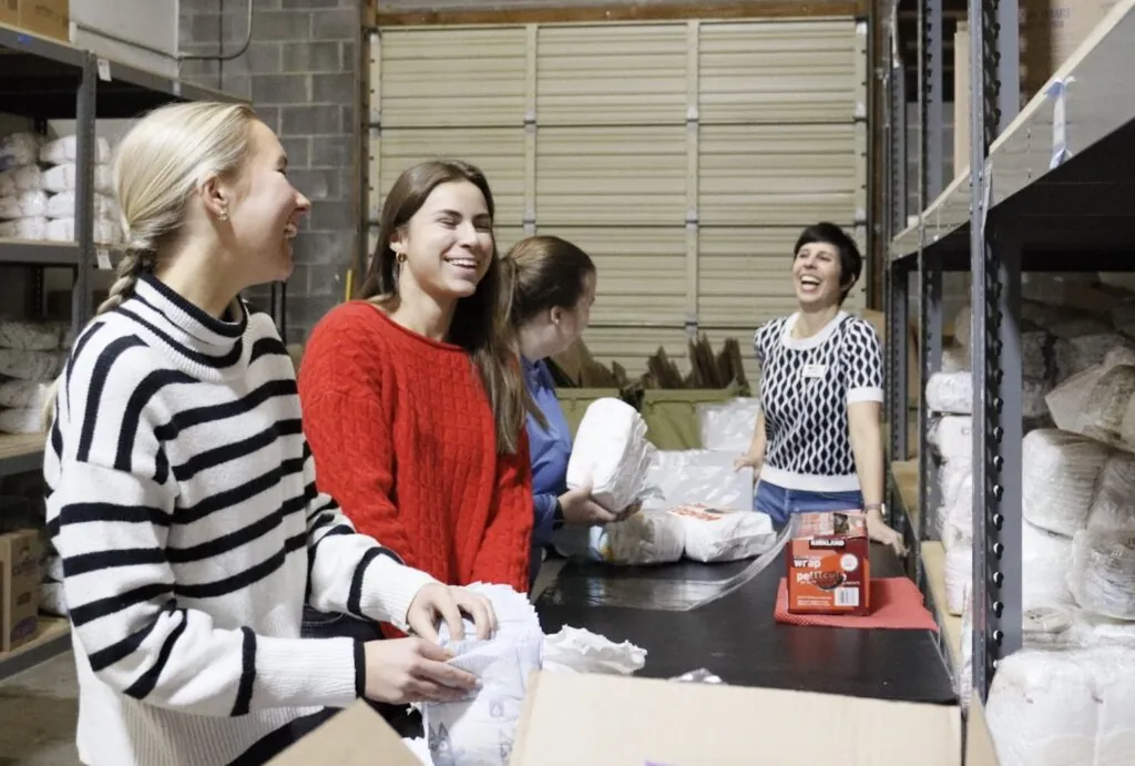Grady students collaborate with Athens Area Diaper Bank