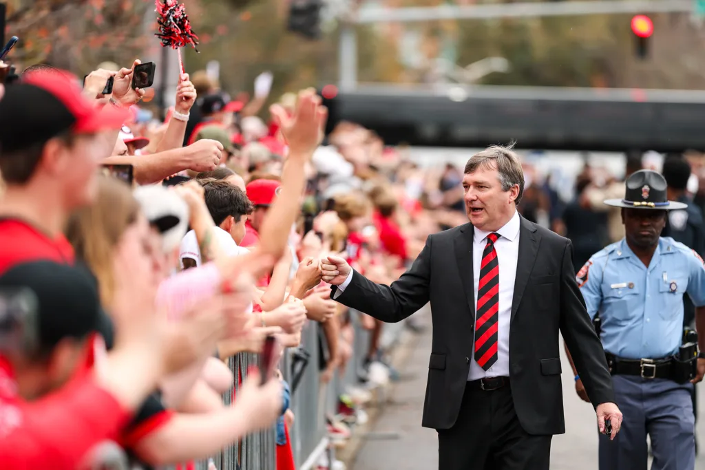 Bulldogs dominate Charlotte on Senior Day, 35-3