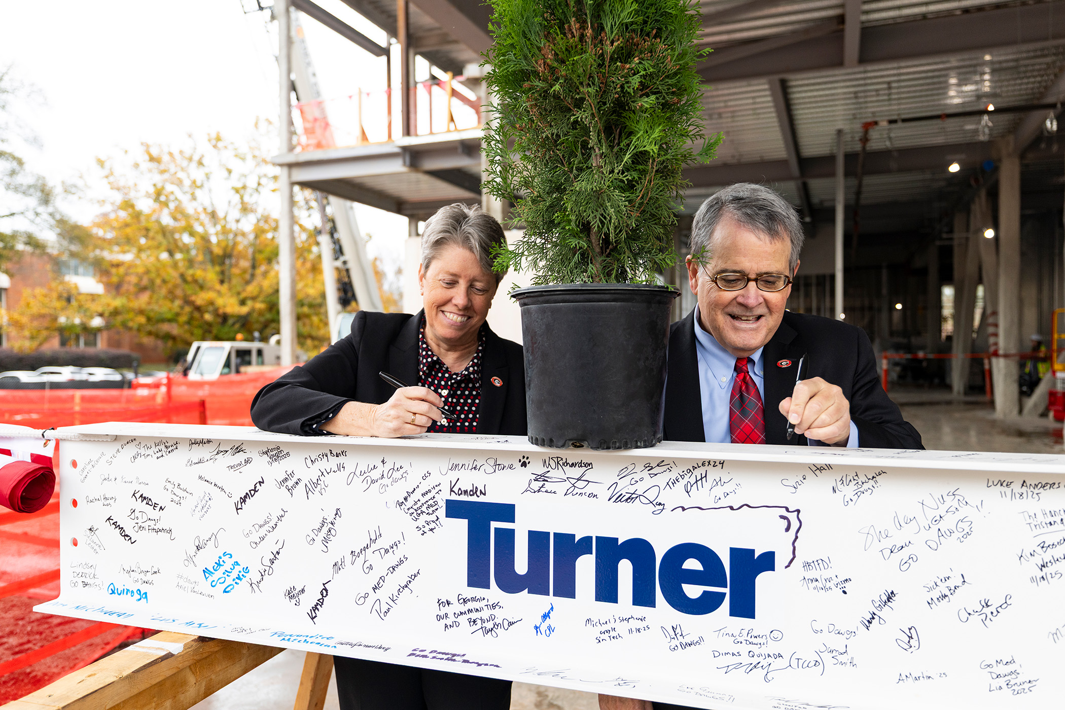 UGA celebrates School of Medicine building milestone
