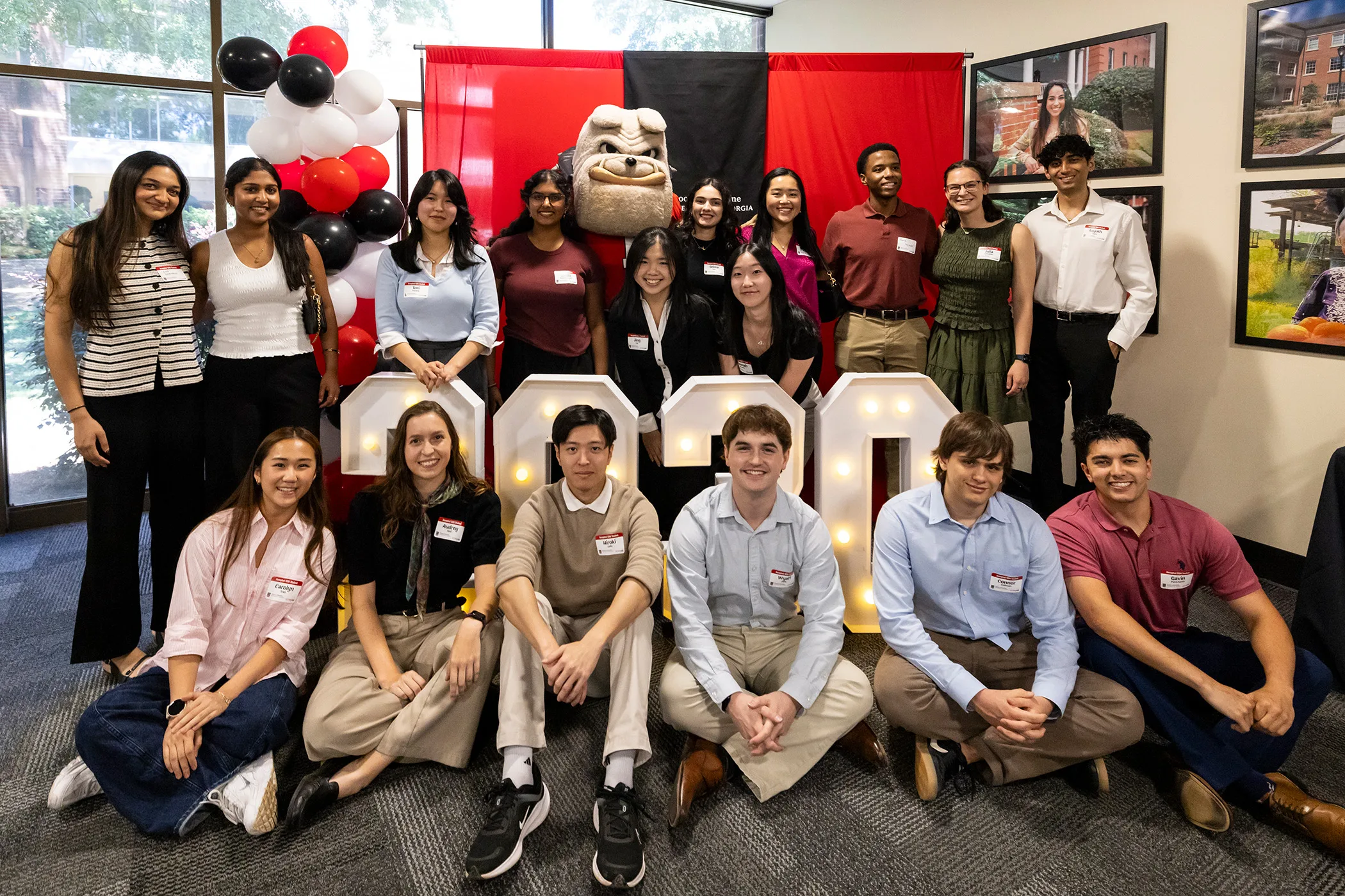 School of Medicine welcomes admitted students for Second Look event