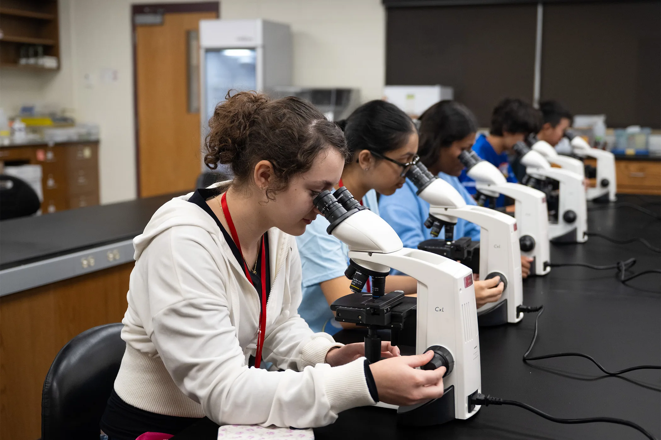 Scalpels, robots and a rural head start